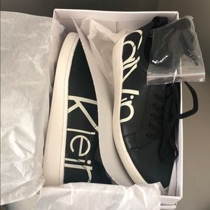 CALVIN KLEIN SNEAKERS - DAYNA COW SILK